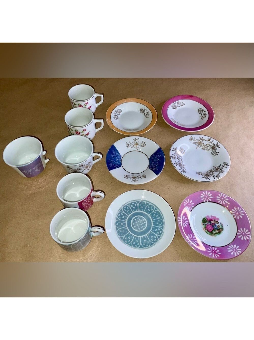 Vintage porcelain demitasse teacup and saucer set - Japan - lustreware 12 pieces